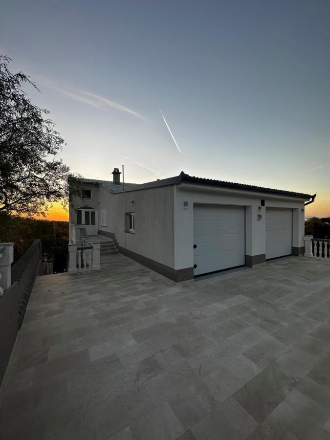 Apartments Lili Senj  Εξωτερικό φωτογραφία